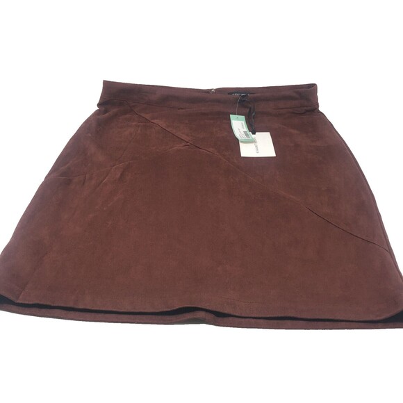 Browns Dresses & Skirts - 41 Hawthorn Marquetta Faux Suede Brown Skirt XL Burgundy NEW TAGS Stitch Fix